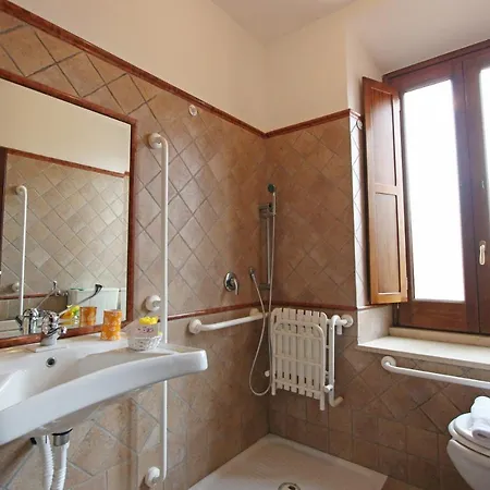 Szálloda Kappa Tivoli